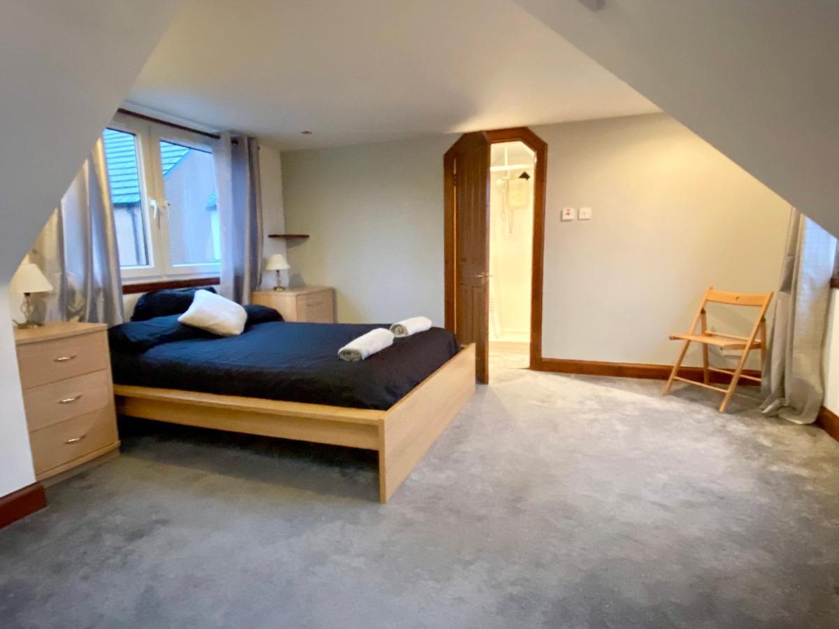 Cosy Cottage With Free Parking Close To Airport Эдинбург Экстерьер фото